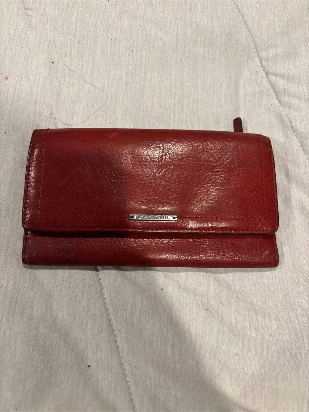 Fossil Crimson Red Leather Ellis Clutch Wallet